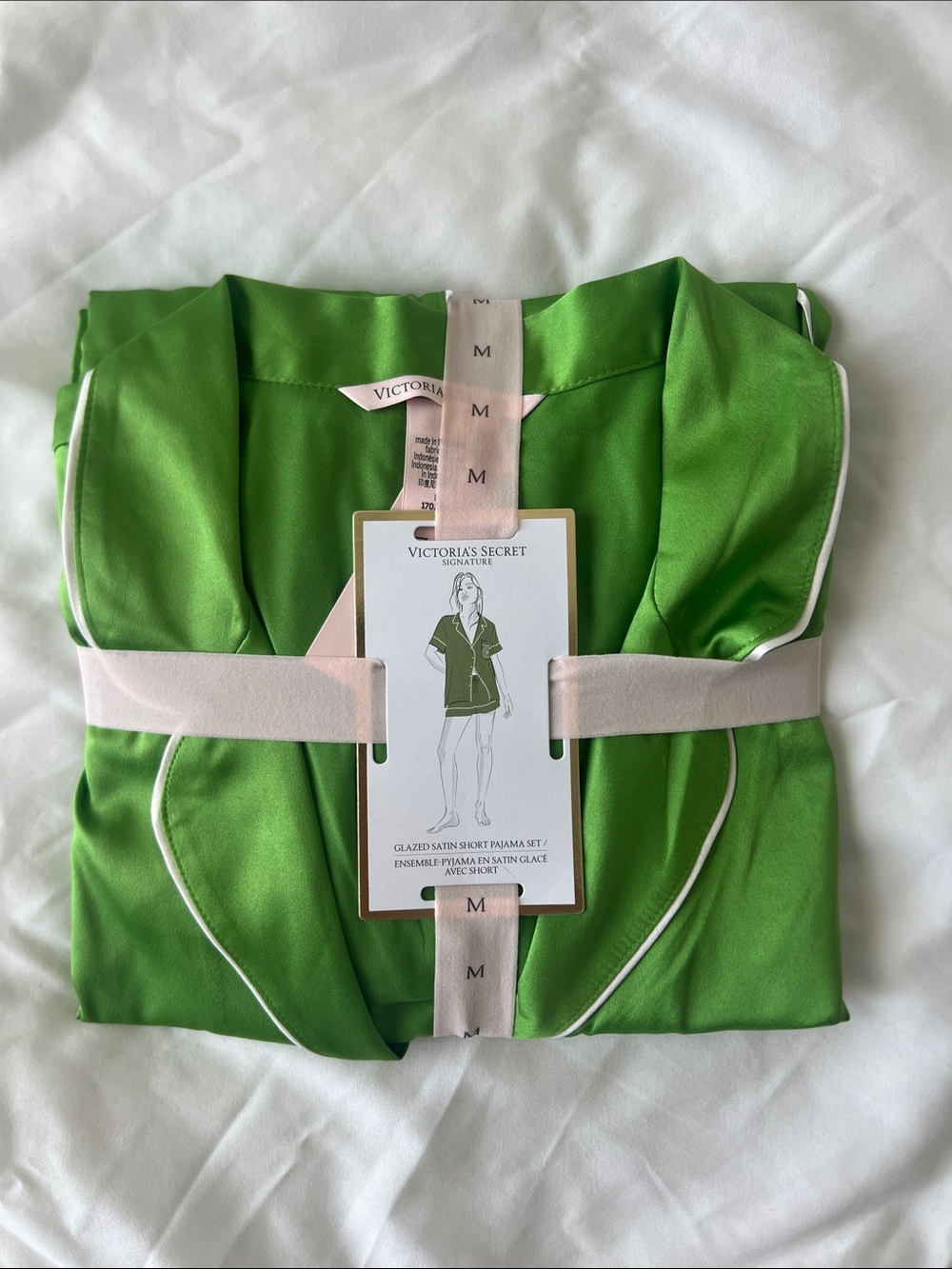 Victoria's Secret Bright Green Satin Short Pajama Set with White Piping